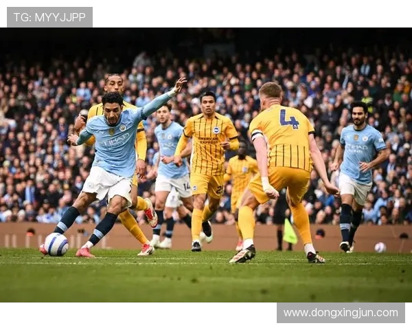 随着曼联0-1埃弗顿，英超第12轮结束了所有比赛，最新积分榜如下