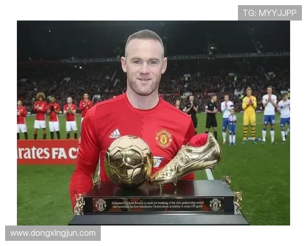 鲁尼回忆曼联9号位生涯：两年时间无聊，我更喜欢全场参与的感觉